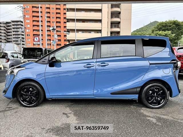 Toyota SIENTA 2021-11 325973-13