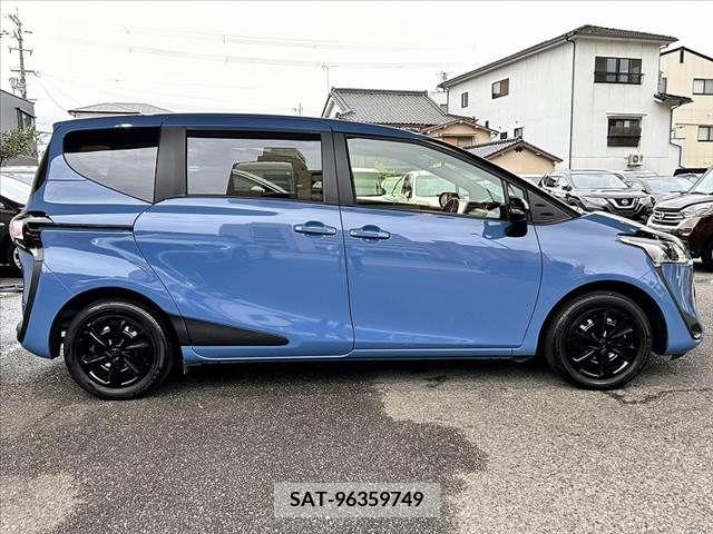 Toyota SIENTA 2021-11 325973-9