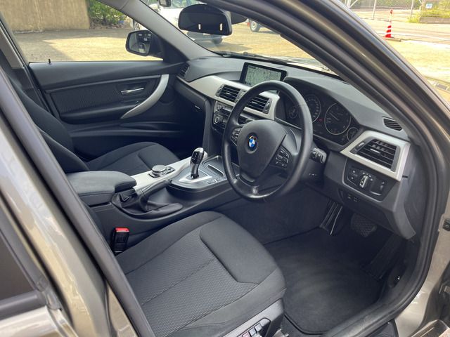 Bmw 3 SERIES 2015-11 6883-12