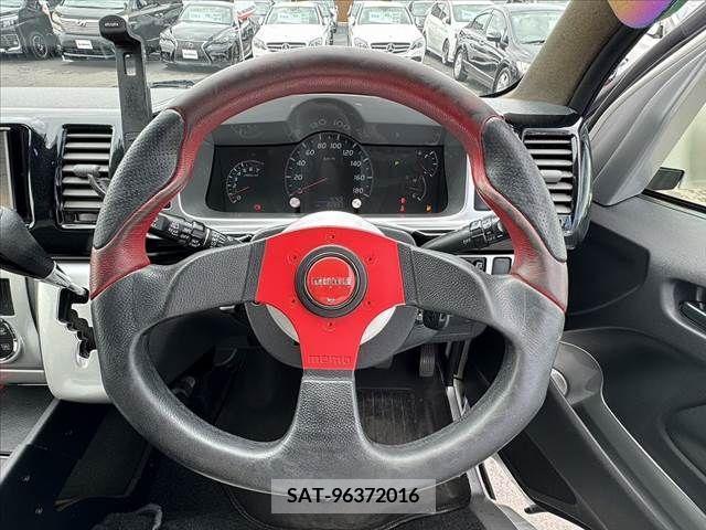 Toyota REGIUSACE VAN 2013-03 324743-3