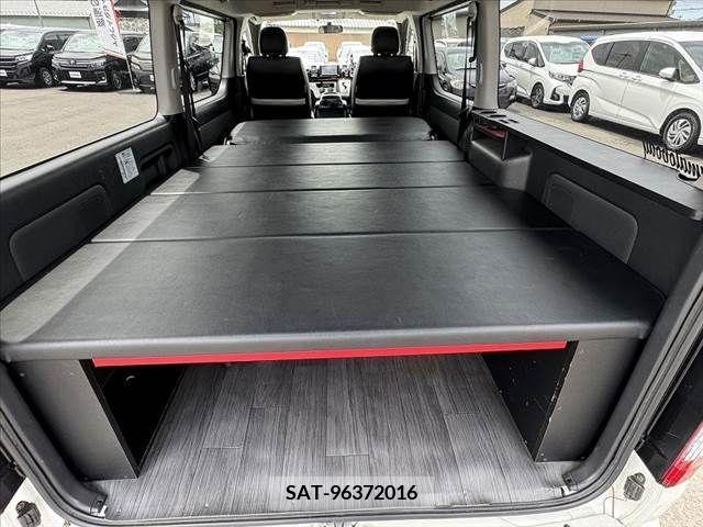Toyota REGIUSACE VAN 2013-03 324743-2