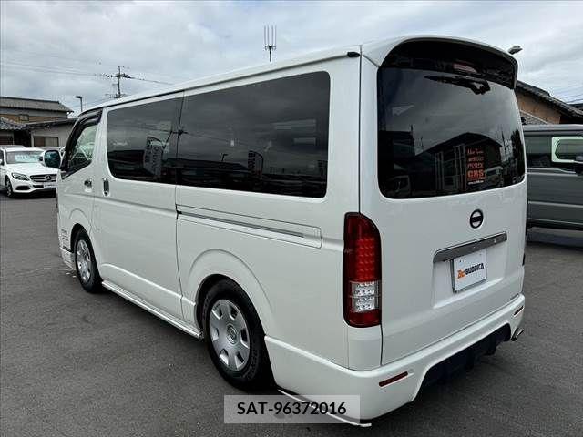 Toyota REGIUSACE VAN 2013-03 324743-11