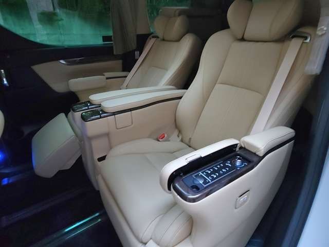 Toyota ALPHARD 2019-05 188030-12