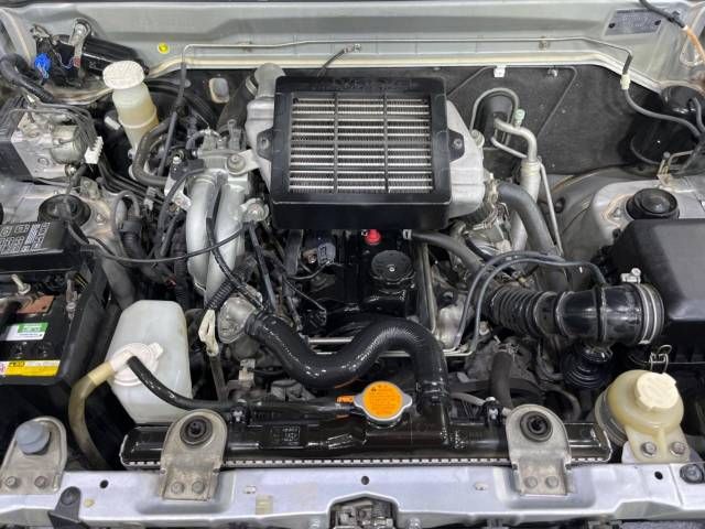Mitsubishi PAJERO MINI 2011-03 24624-18