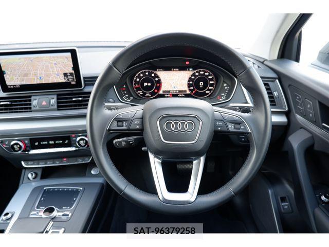 Audi Q5 2021-04 371741-14