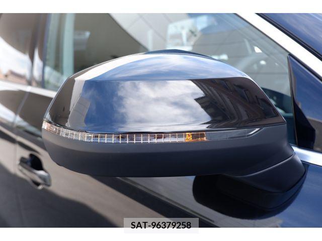 Audi Q5 2021-04 371741-25