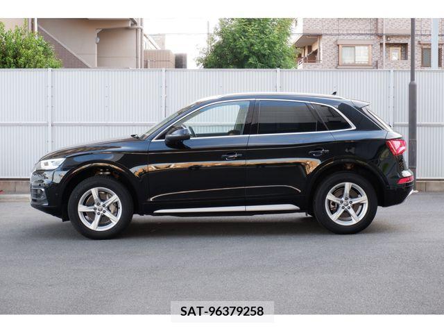 Audi Q5 2021-04 371741-1