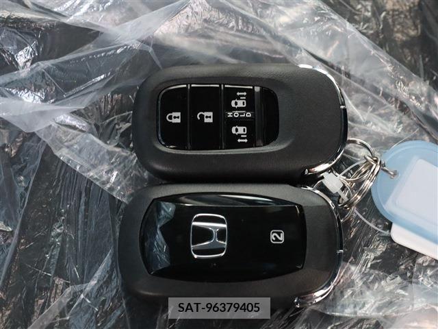 Honda N BOX CUSTOM 2023-11 207078-16