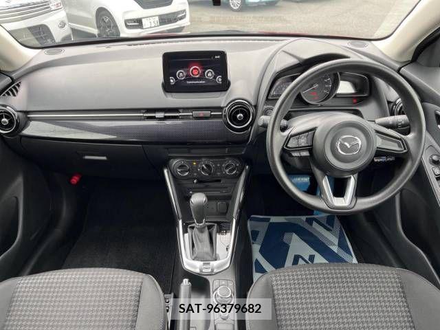 Mazda DEMIO 2019-08 296567-1