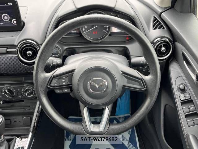 Mazda DEMIO 2019-08 296567-11