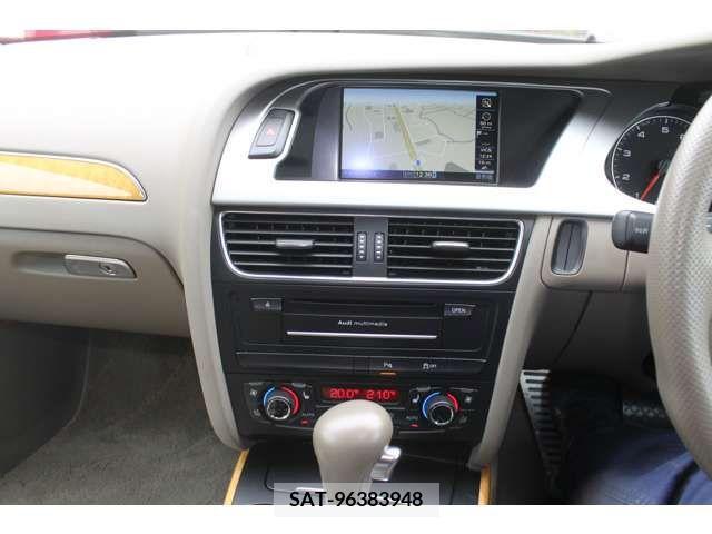 Audi A4 2010-09 292571-5