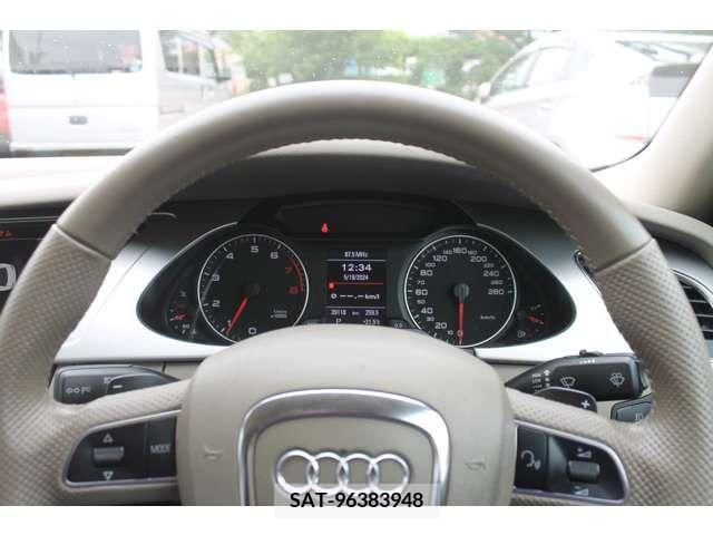 Audi A4 2010-09 292571-6