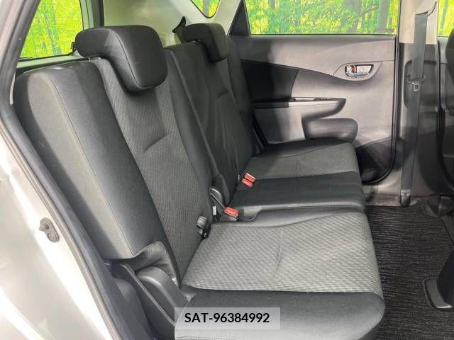 Toyota RACTIS 2011-03 253002-9