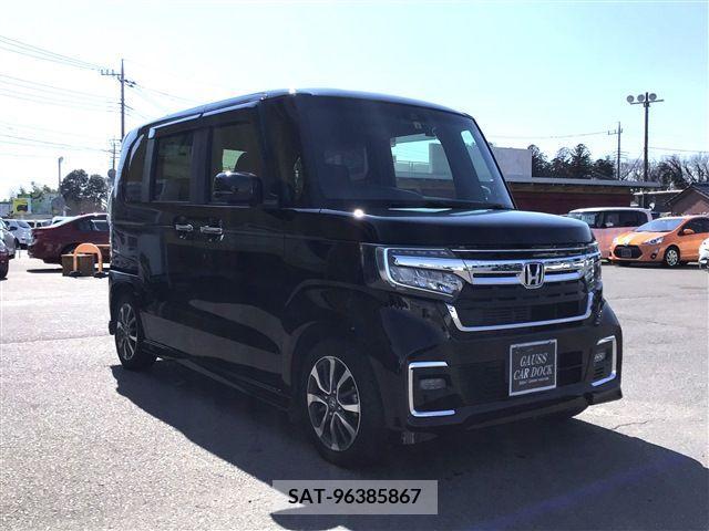 Honda N BOX 2021-08 211010-1