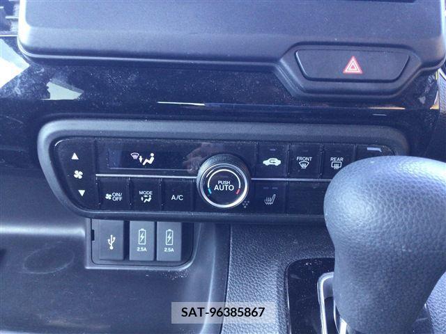 Honda N BOX 2021-08 211010-18