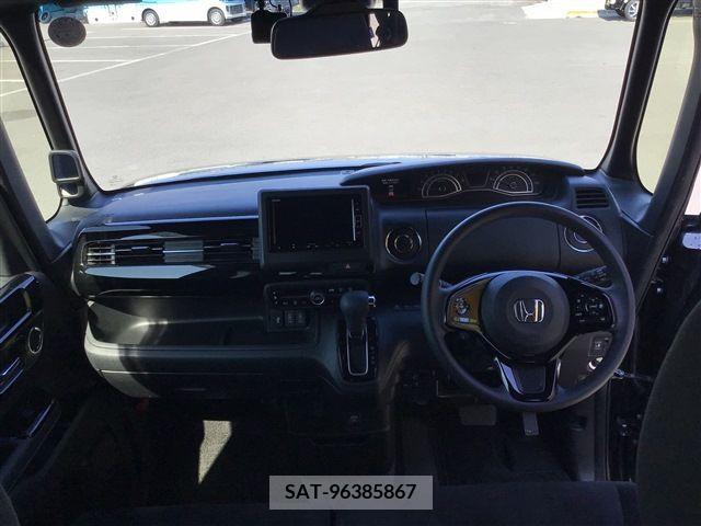 Honda N BOX 2021-08 211010-10