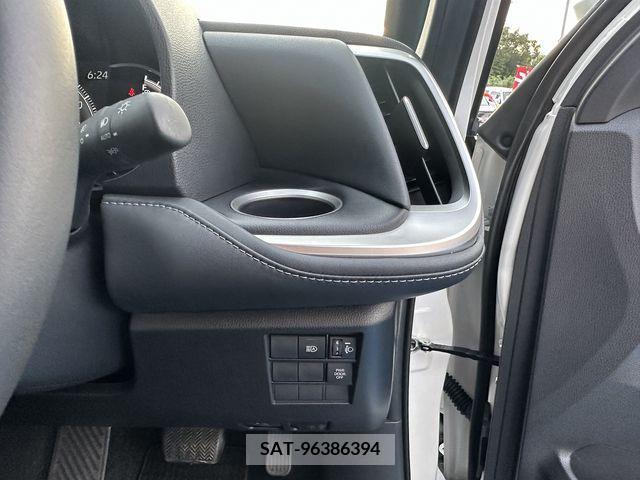 Toyota NOAH 2023-09 343898-15