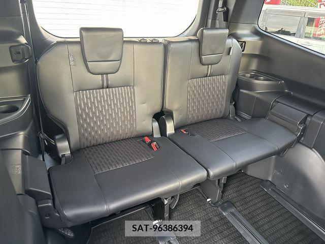 Toyota NOAH 2023-09 343898-13
