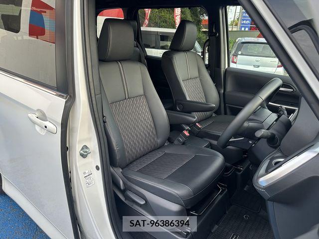 Toyota NOAH 2023-09 343898-9