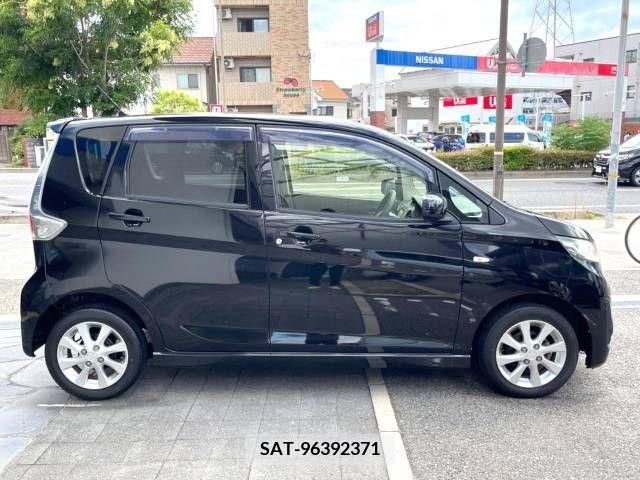 Mitsubishi EK CUSTOM 2013-09 359570-14