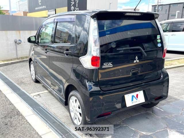 Mitsubishi EK CUSTOM 2013-09 359570-11