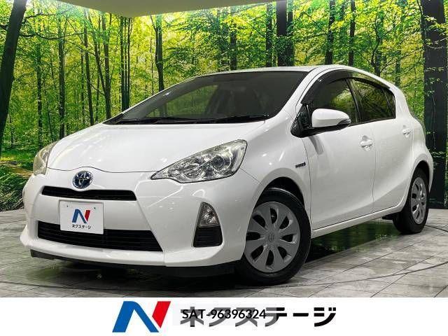 Toyota AQUA 2013-02 292258-0
