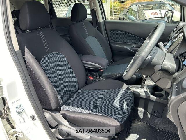 Nissan NOTE 2015-10 302385-16