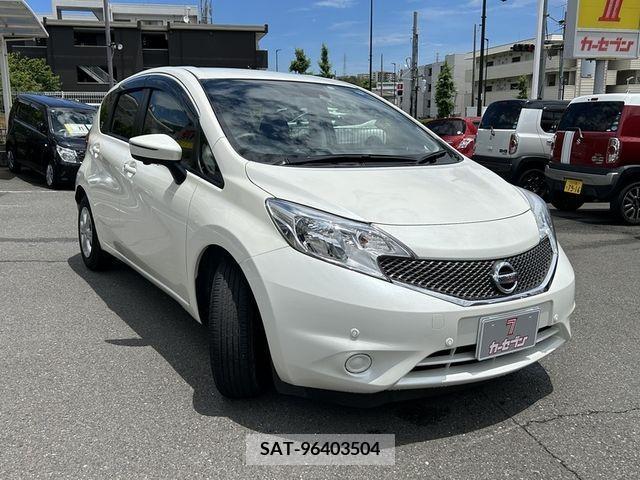 Nissan NOTE 2015-10 302385-2