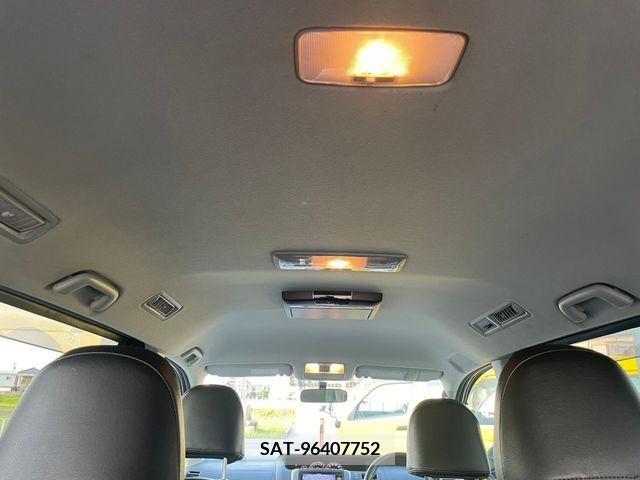 Toyota VOXY 2013-09 288999-17