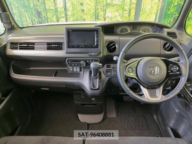 Honda N BOX CUSTOM 2022-03 340561-1