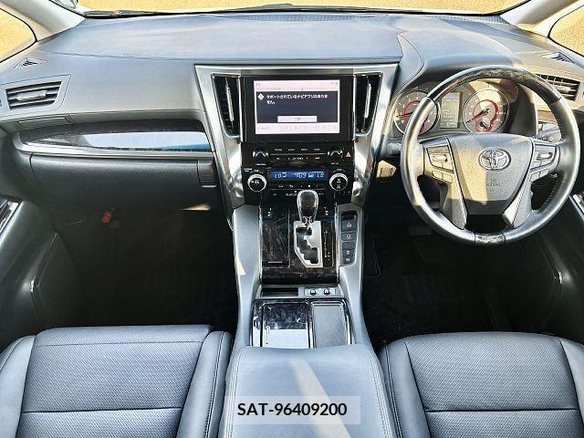Toyota VELLFIRE 2020-07 216526-1