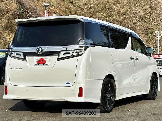 Toyota VELLFIRE 2020-07 216526-2