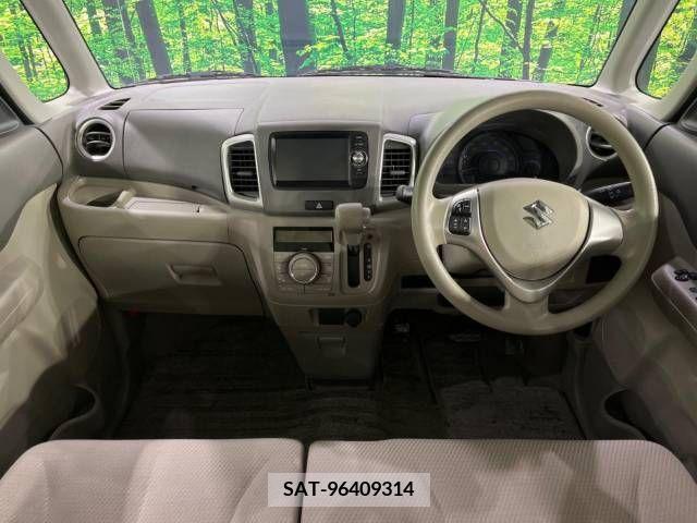 Suzuki SPACIA 2014-02 285666-1