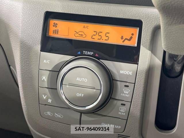 Suzuki SPACIA 2014-02 285666-5