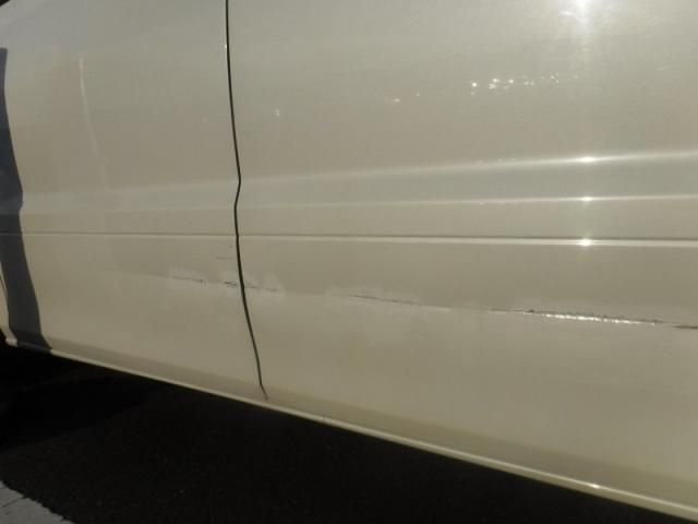 Toyota ALPHARD 2005-04 8932-15