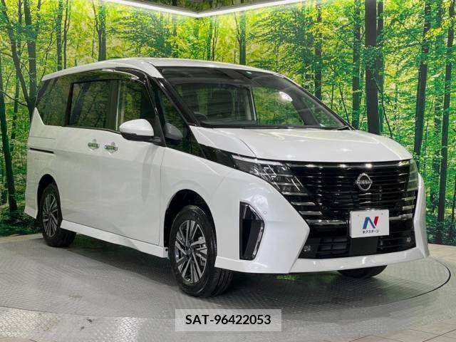 Nissan SERENA 2023-05 340031-17