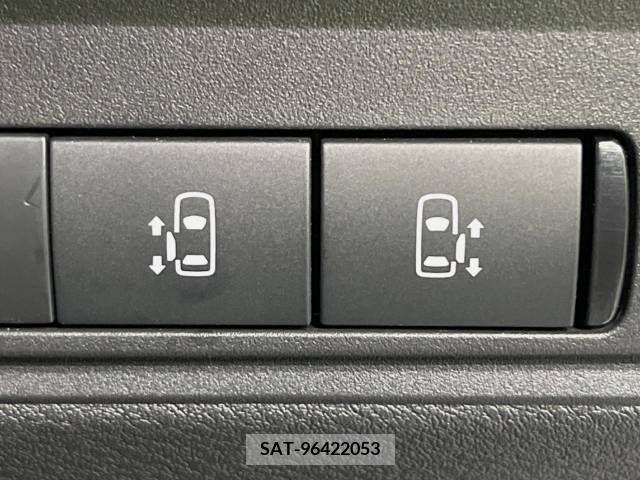 Nissan SERENA 2023-05 340031-6