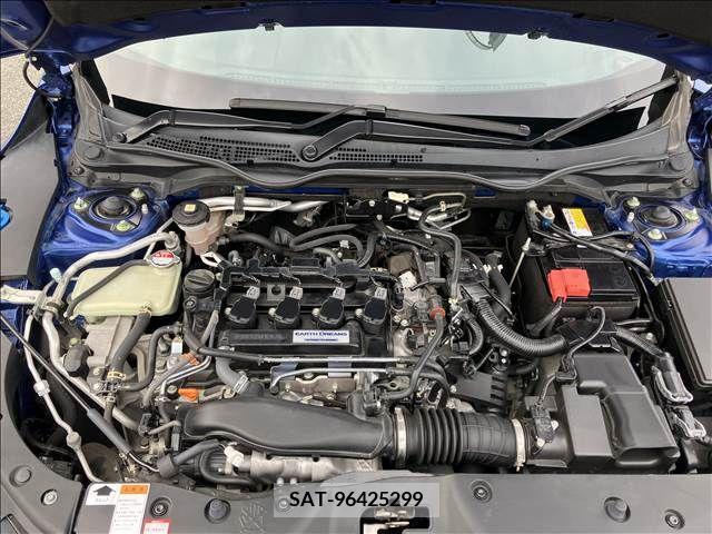 Honda CIVIC 2018-04 215897-17