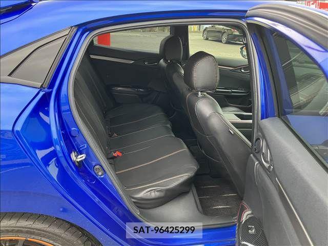 Honda CIVIC 2018-04 215897-5