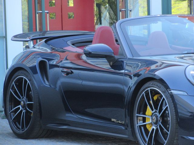 Porsche 911 2021-01 8871-7