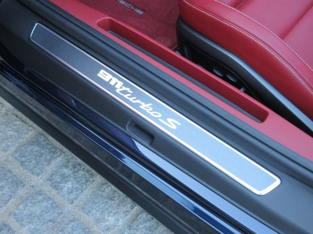 Porsche 911 2021-01 8871-17