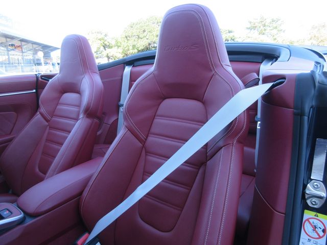 Porsche 911 2021-01 8871-12