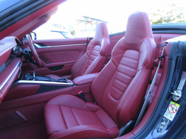 Porsche 911 2021-01 8871-1