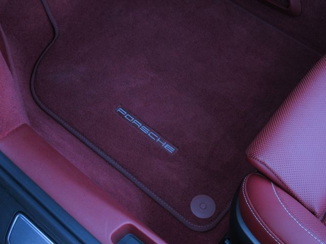 Porsche 911 2021-01 8871-18