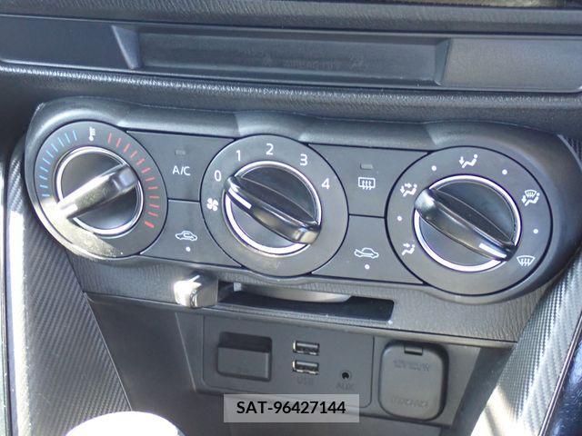 Mazda DEMIO 2017-11 371962-12