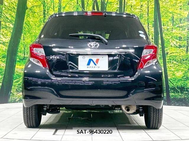 Toyota VITZ 2016-08 327979-15