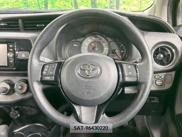 Toyota VITZ 2016-08 327979-11