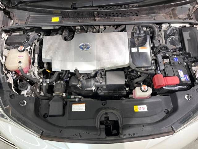 Toyota PRIUS 2016-10 19766-18