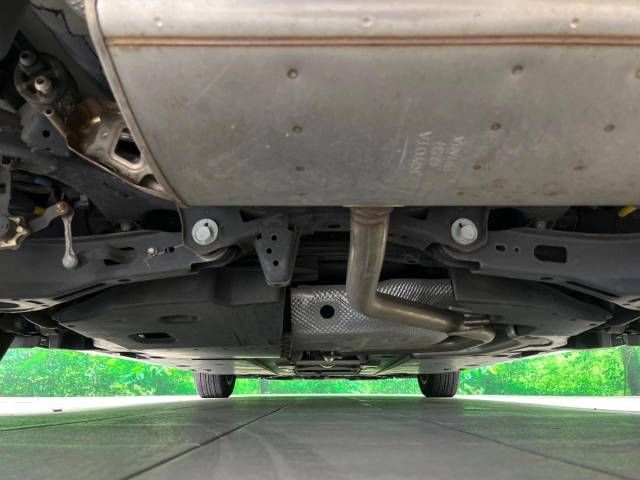 Toyota PRIUS 2016-10 19766-19