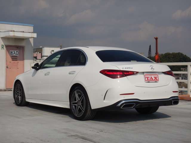 Mercedes Benz C-CLASS 2022-08 17041-6